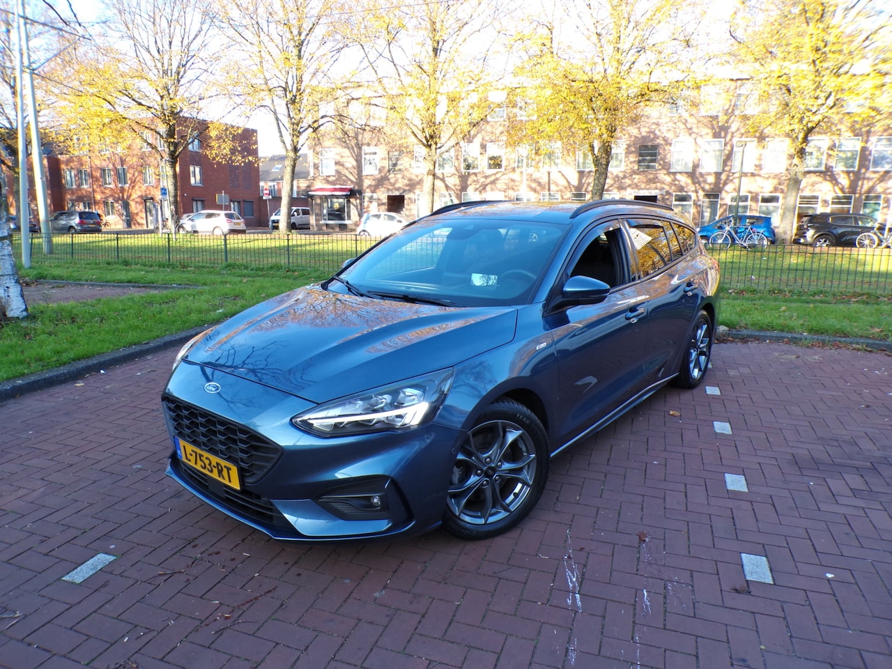 Ford Focus Wagon - 1.0 EcoBoost Hybrid ST Line X Business historie bekend - AutoWereld.nl