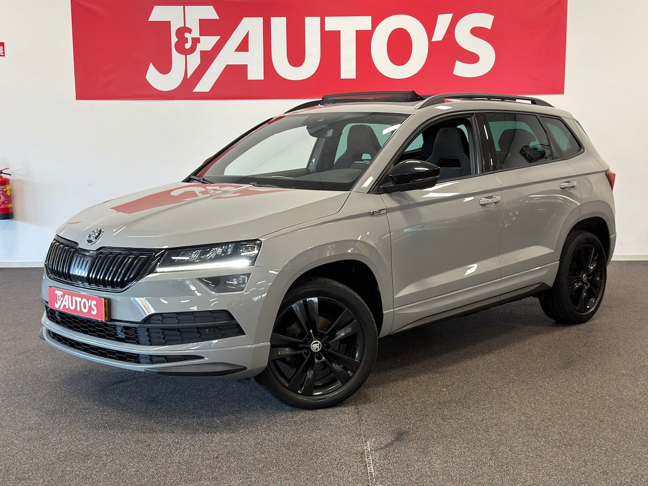 Skoda Karoq - 1.5 TSI ACT, NAVIGATIE/CAMERA, CRUISE, PANORAMA - AutoWereld.nl