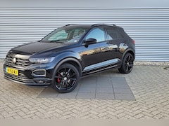 Volkswagen T-Roc - 1.5 TSI Sport Business R Automaat I LM velgen I trekhaak I