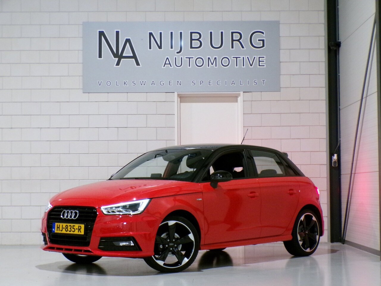 Audi A1 Sportback - 1.0 TFSI S-Line "Origineel NL!" 2x S Line Xenon-LED Parkeersensoren Bose 18"Velgen Navigat - AutoWereld.nl