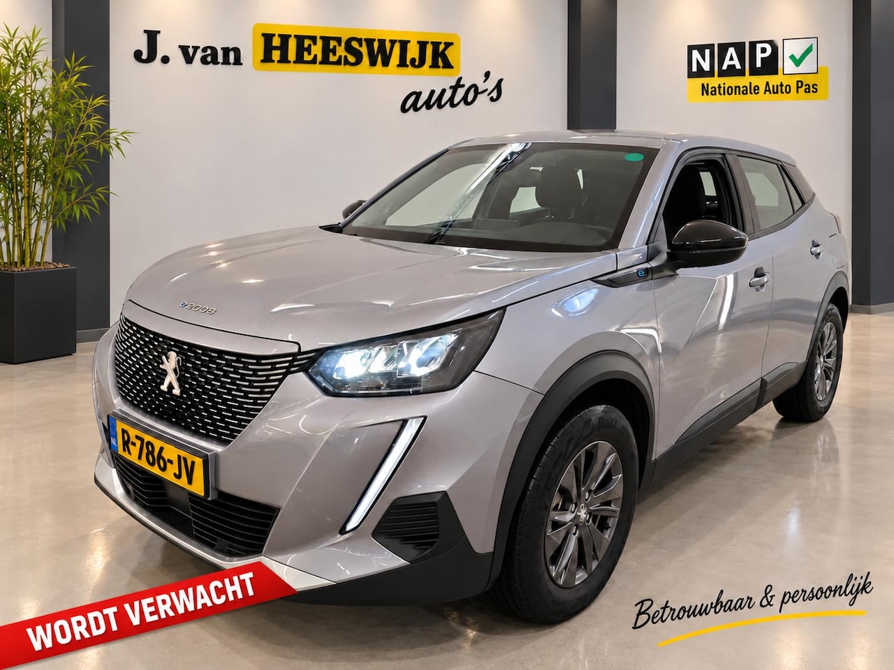 Peugeot e-2008 - EV Active Pack 50 kWh - AutoWereld.nl