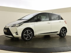 Toyota Yaris - 1.5 Hybrid Bi-Tone | Navigatie | Keyless | Stoelverwarming
