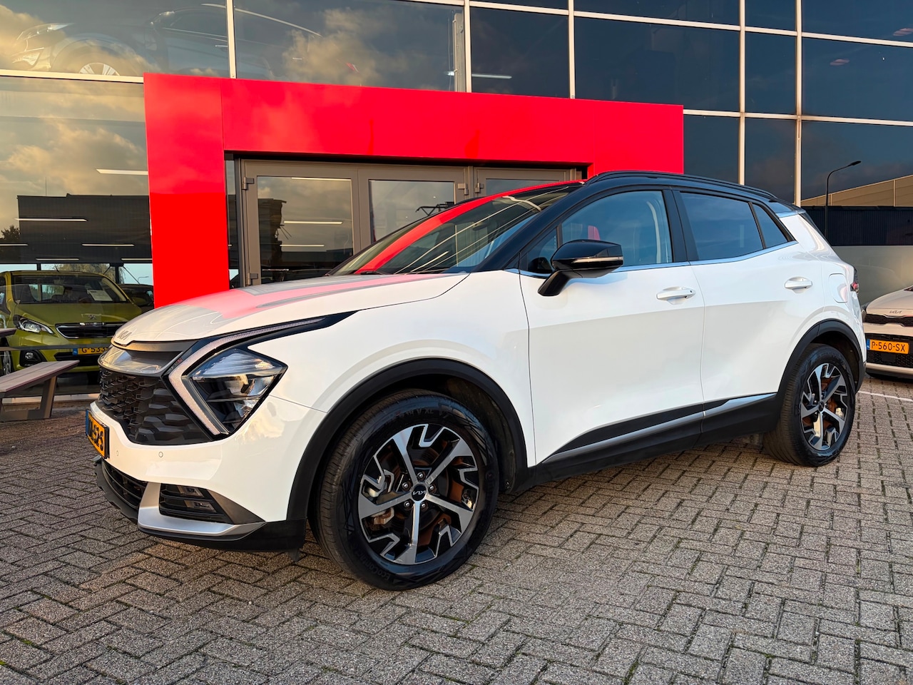 Kia Sportage - 1.6 T-GDi Hybrid DynamicLine 1.6 T-GDi Hybrid DynamicLine - AutoWereld.nl
