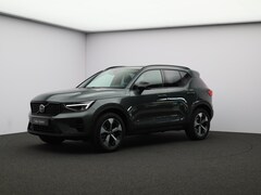 Volvo XC40 - 2.0 B4 Plus Dark / Pano. dak / Elektr. stoelverstelling / Stoel- + stuurwielverwarming / H