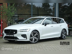 Volvo V60 - 2.0 T8 Twin Engine AWD R-Design Polestar Tuned |Pano | Bowers & Wilkens | Massage | HUD |