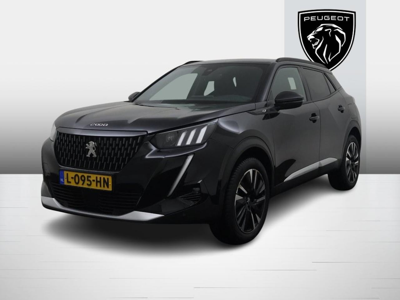 Peugeot 2008 - 1.2T 130pk GT Pack Automaat Alcantara/Nav/Camera /4S.Banden/Led.3D/Stoelverw./Vc - AutoWereld.nl