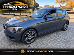 BMW 1-serie - 118d Navi