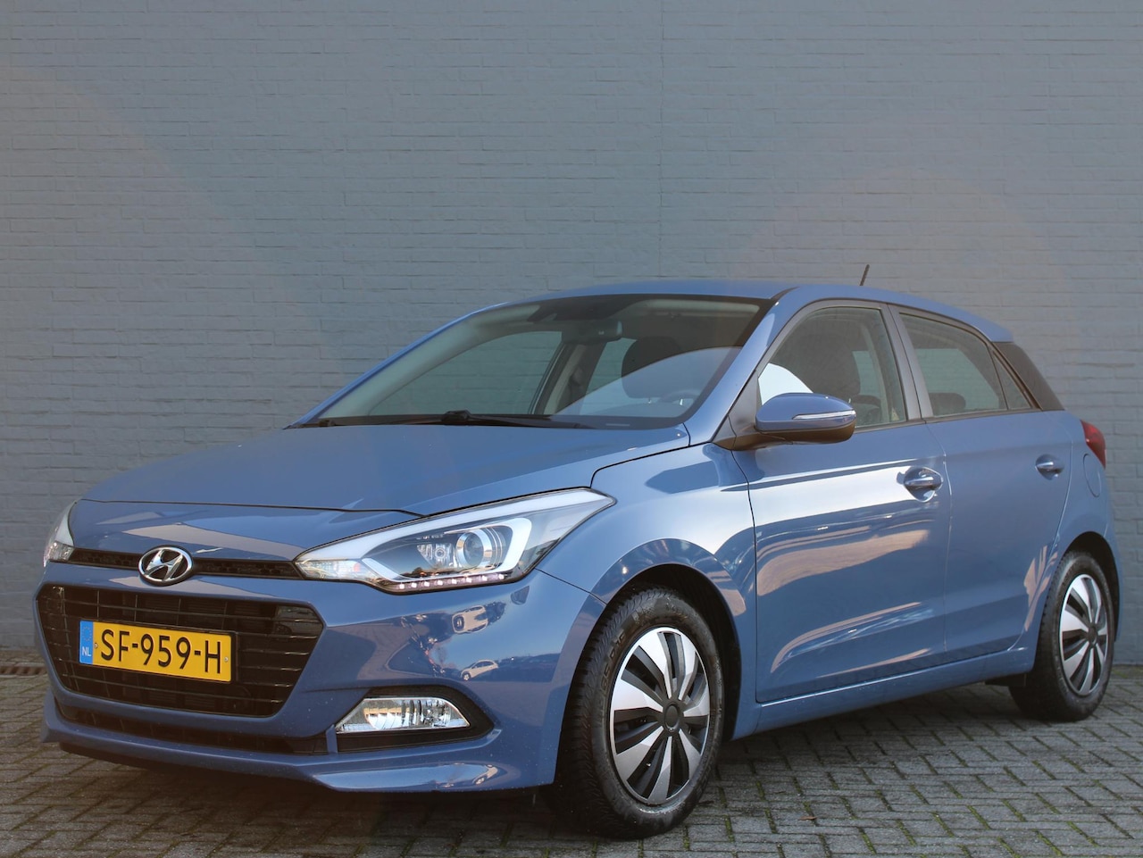 Hyundai i20 - 1.0 T-GDI Comfort I Trekhaak I Airco - AutoWereld.nl