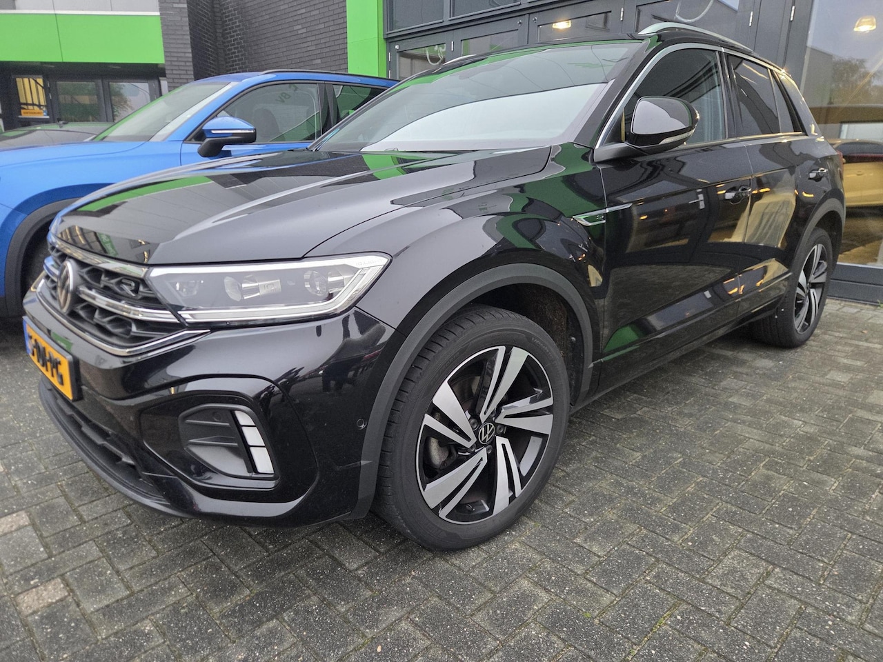 Volkswagen T-Roc - 1.5 TSI Sport Business R 1.5 TSI Sport Business R - AutoWereld.nl