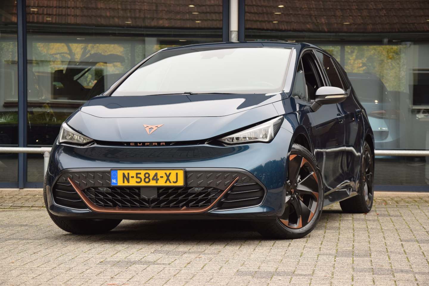 CUPRA Born - Adrenaline One 62 kWh EV | Org. NL | BOVAG Garantie | SOH 91,72% | Apple Carplay/Android A - AutoWereld.nl