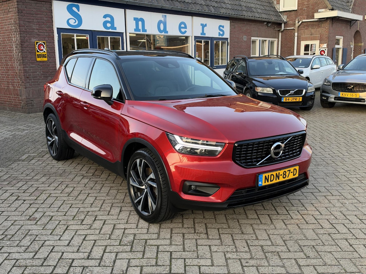 Volvo XC40 - 1.5 T5 Recharge R-Design 1.5 T5 Recharge R-Design - AutoWereld.nl