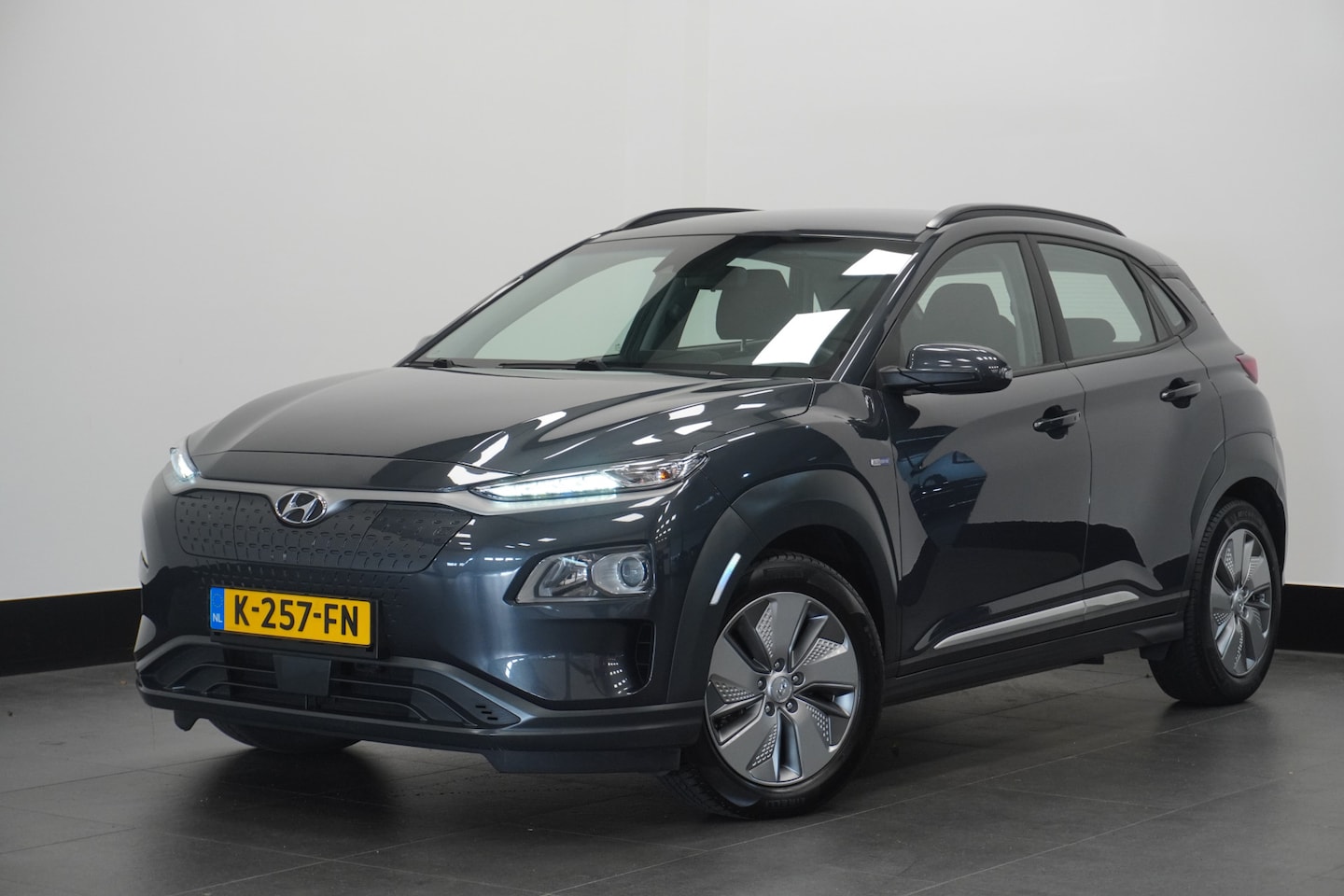 Hyundai Kona Electric - EV Comfort 64 kWh Fase 3 | Camera | Keyless | ACC | SOH 99% | €20.799,- incl. BTW - AutoWereld.nl