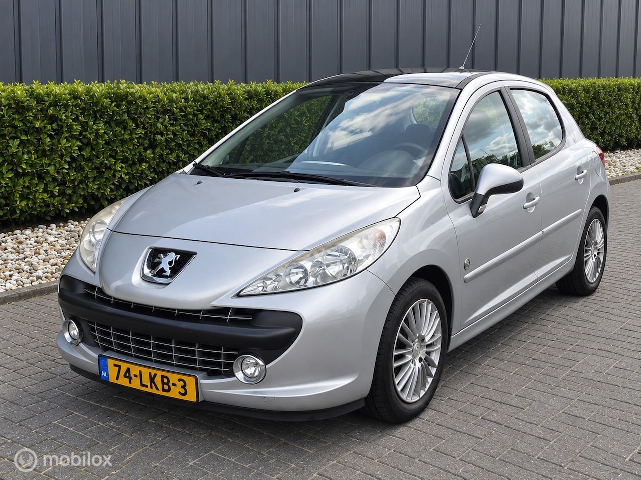 Peugeot 207 - 1.4 VTi Look 5D | AIRCO | CRUISE | APK 2-07-2027 - AutoWereld.nl