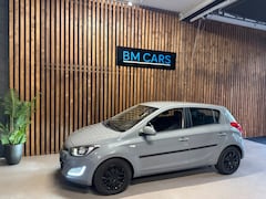 Hyundai i20 - 1.2i i-Drive Airco, Led, Nieuwe APK