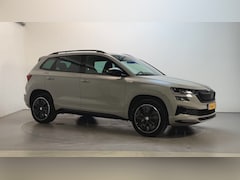 Skoda Karoq - 1.5 TSI 150pk ACT Sportline Business Camera Stoelverwarming Sfeerverlichting
