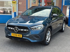 Mercedes-Benz GLA-Klasse - 200 Luxury Line | Org. NL + NAP | Elektr. stoelen + geh. | Parkeersens V + A + Camera