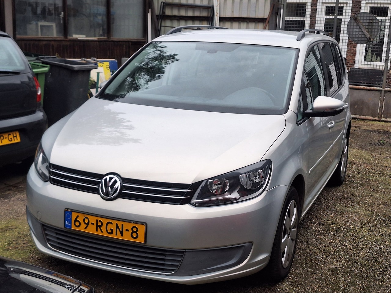 Volkswagen Touran - € 5949,- 1.2 TSI Comfortline BlueMotion 105 Pk E5 Nap - AutoWereld.nl