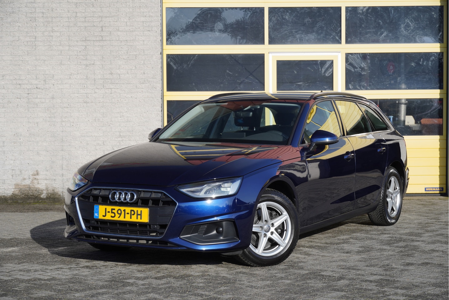 Audi A4 Avant - 35 TFSI 150PK! Automaat Pro Line BJ2020 Led | Pdc | Trekhaak | Elek. achterklep | App-Conn - AutoWereld.nl