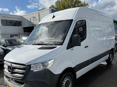 Mercedes-Benz Sprinter - 311 2.2 CDI L2H2 Functional