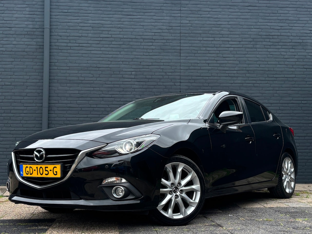 Mazda 3 - 2.0 GT-M | 1e Eigenaar | Leder | Bose | Navi | HAGELSCHADE - AutoWereld.nl
