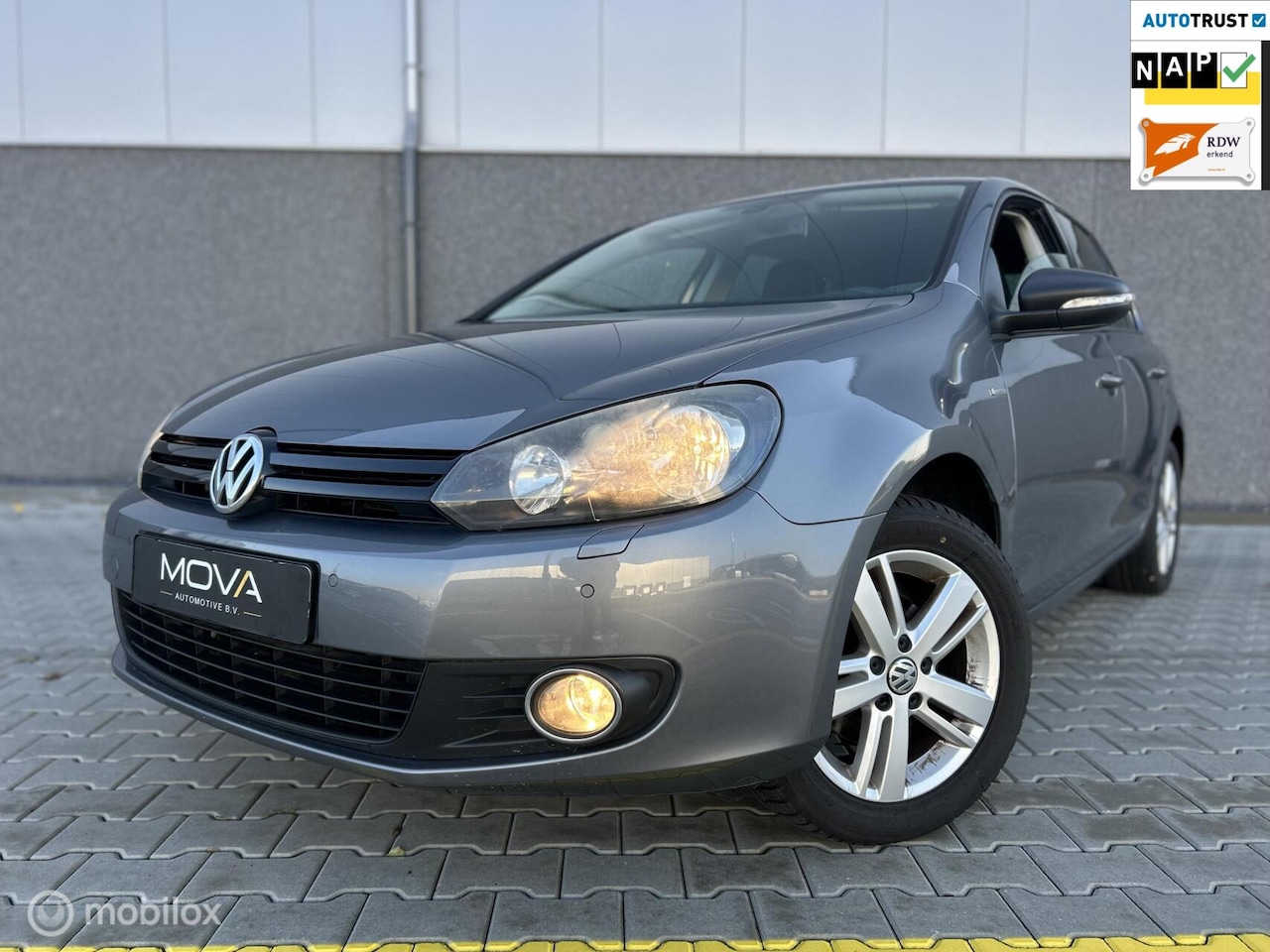 Volkswagen Golf - 1.2 TSI MATCH|APK|CARPLAY|STOELVERWARMING - AutoWereld.nl