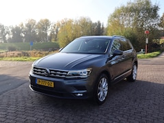 Volkswagen Tiguan - 1.4 TSI ACT Highline