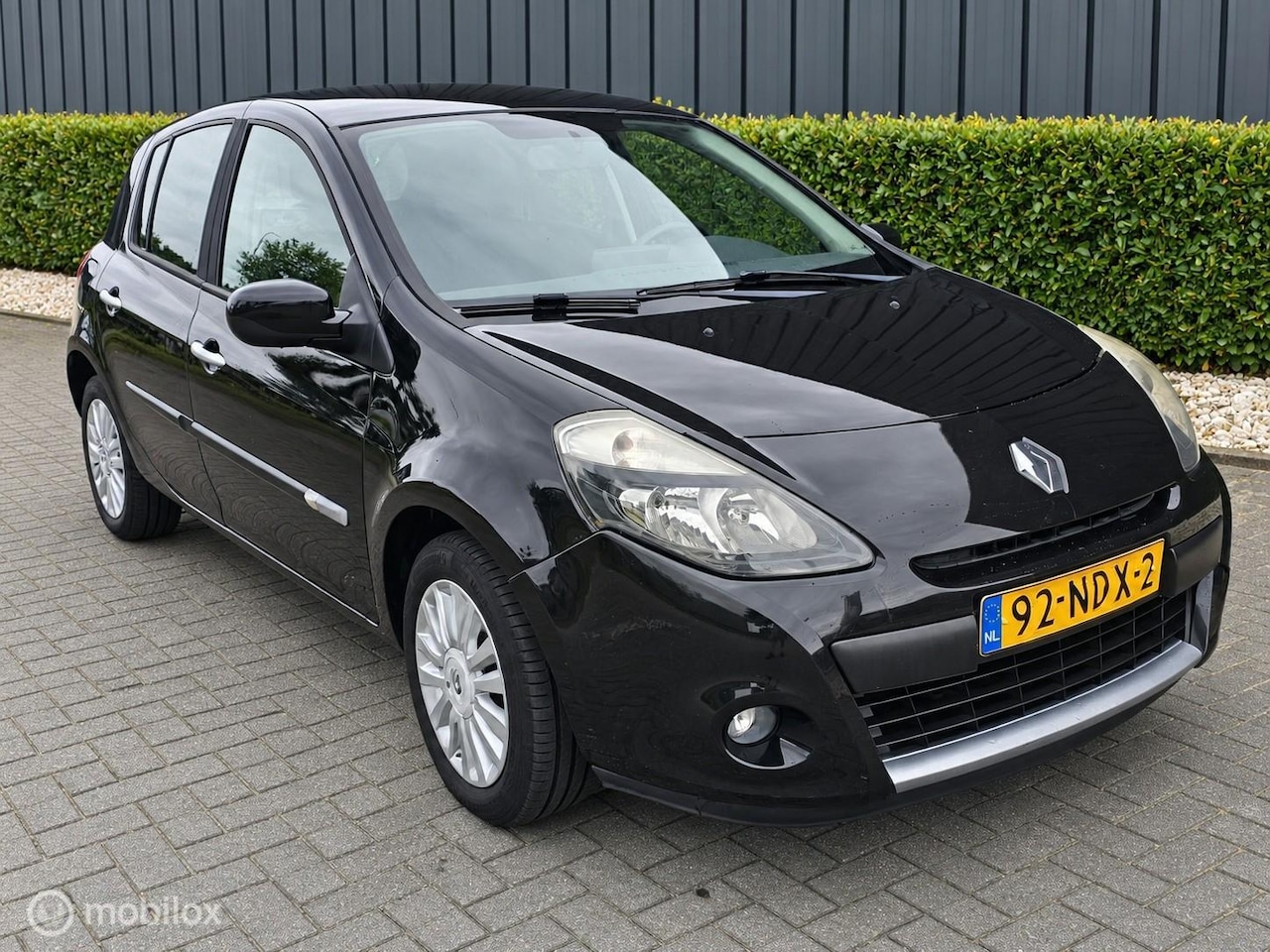 Renault Clio - 1.2 Sélection Business 5D | AIRCO | APK 4-2027 - AutoWereld.nl