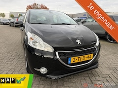 Peugeot 208 - 1.2 VTi Envy, Clima, Cruise, 5drs, P.sensoren, 1e eigenaar