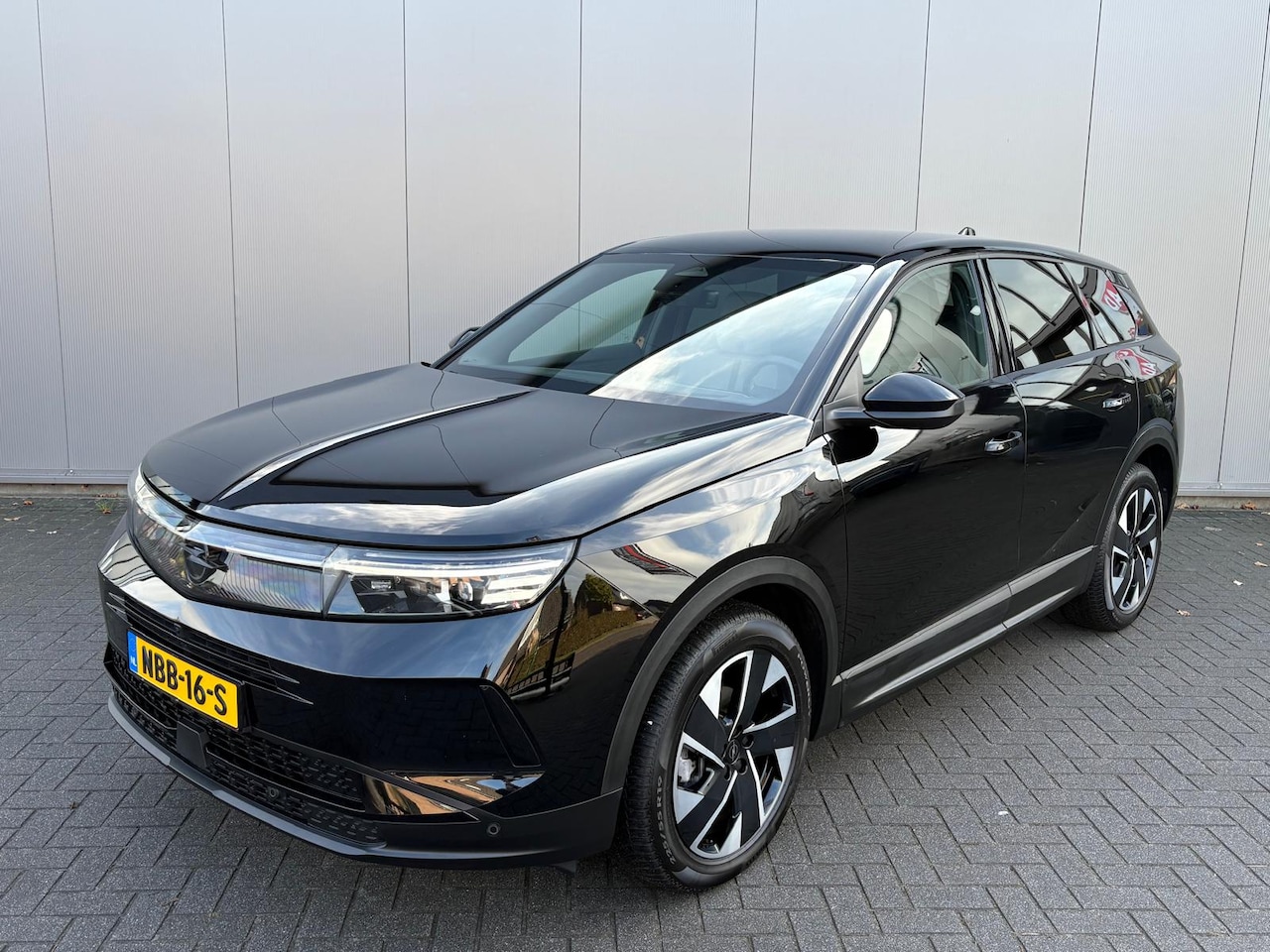 Opel Grandland - 1.2 Turbo Hybrid 145PK GS Elektr.-klep/Winter-pack/Matrix-LED/360-camera - AutoWereld.nl