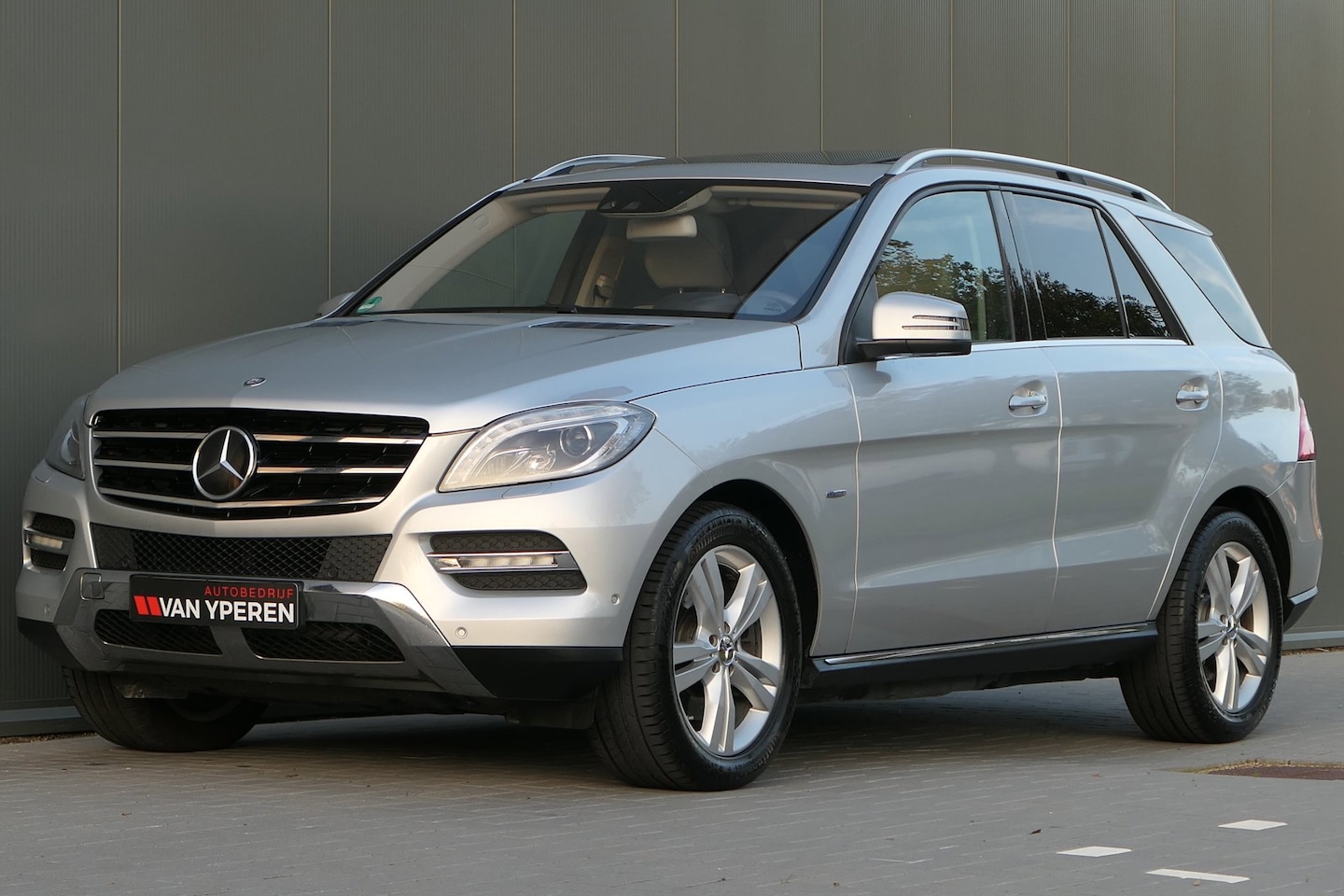 Mercedes-Benz M-klasse - 350 4MATIC Schuidak Luchtvering HUD Distronic - AutoWereld.nl