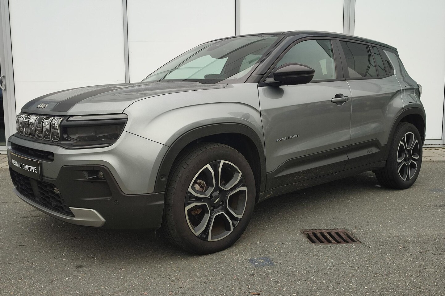 Jeep Avenger - 1st Edition 54 kWh | Camera | Navigatie | Climate control | Adaptive cruise control | - AutoWereld.nl