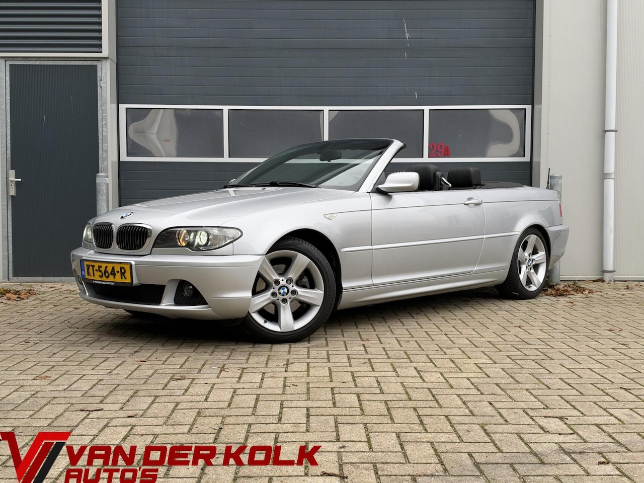 BMW 3-serie Cabrio - 320Ci Executive 6 Cilinder Nieuw Staat! | Leder | Xenon | Carplay | Cruise | Navigatie | C - AutoWereld.nl