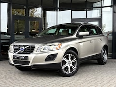 Volvo XC60 - 2.4 D5 AWD SUMMUM NAVI - LEDER - AFN. TREKH. ORG. NL