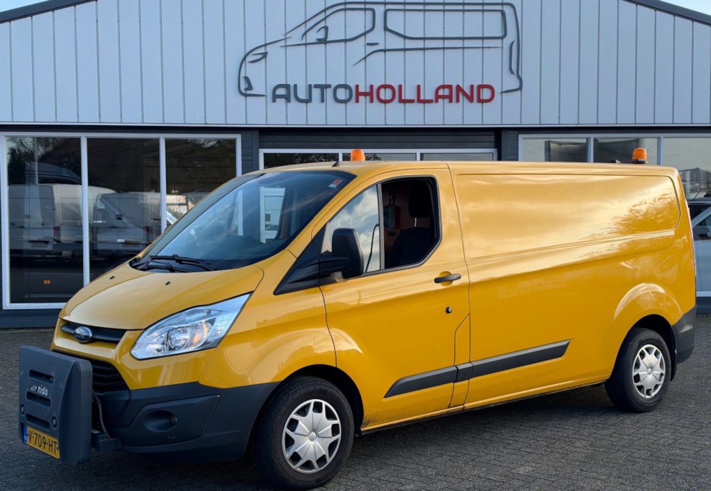 Ford Transit Custom - 2.0 TDCI 96KW 131PK L2H1 EURO 6 DISTRIBUTIERIEM IS VERVANGEN/ AIRCO/ CRUISE CONTROL/ 100% - AutoWereld.nl