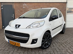 Peugeot 107 - 1.0-12V Millesim 200 LEDER/DAK/1E EIGENAAR