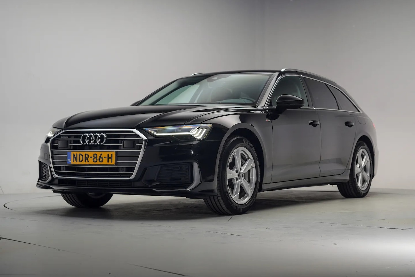 Audi A6 Avant - 50 TFSI e quattro S edition [ Virtual Leder Navi Stoelverwarming ] - AutoWereld.nl