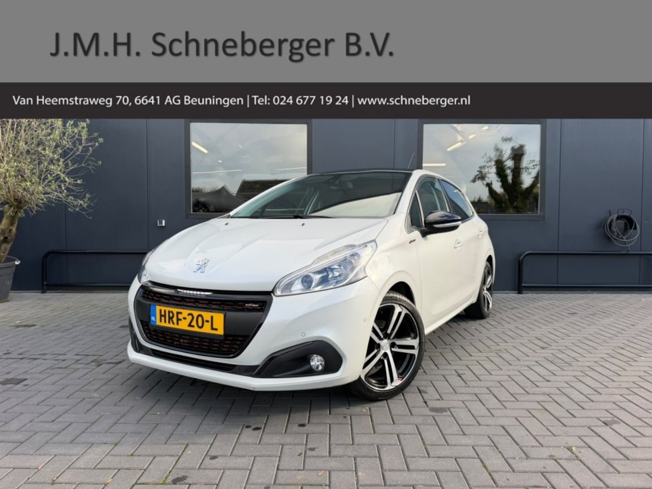 Peugeot 208 - 1.2 PureTech GT-Line 110pk AUT / App Connect, Camera, Navi, Cruise - AutoWereld.nl