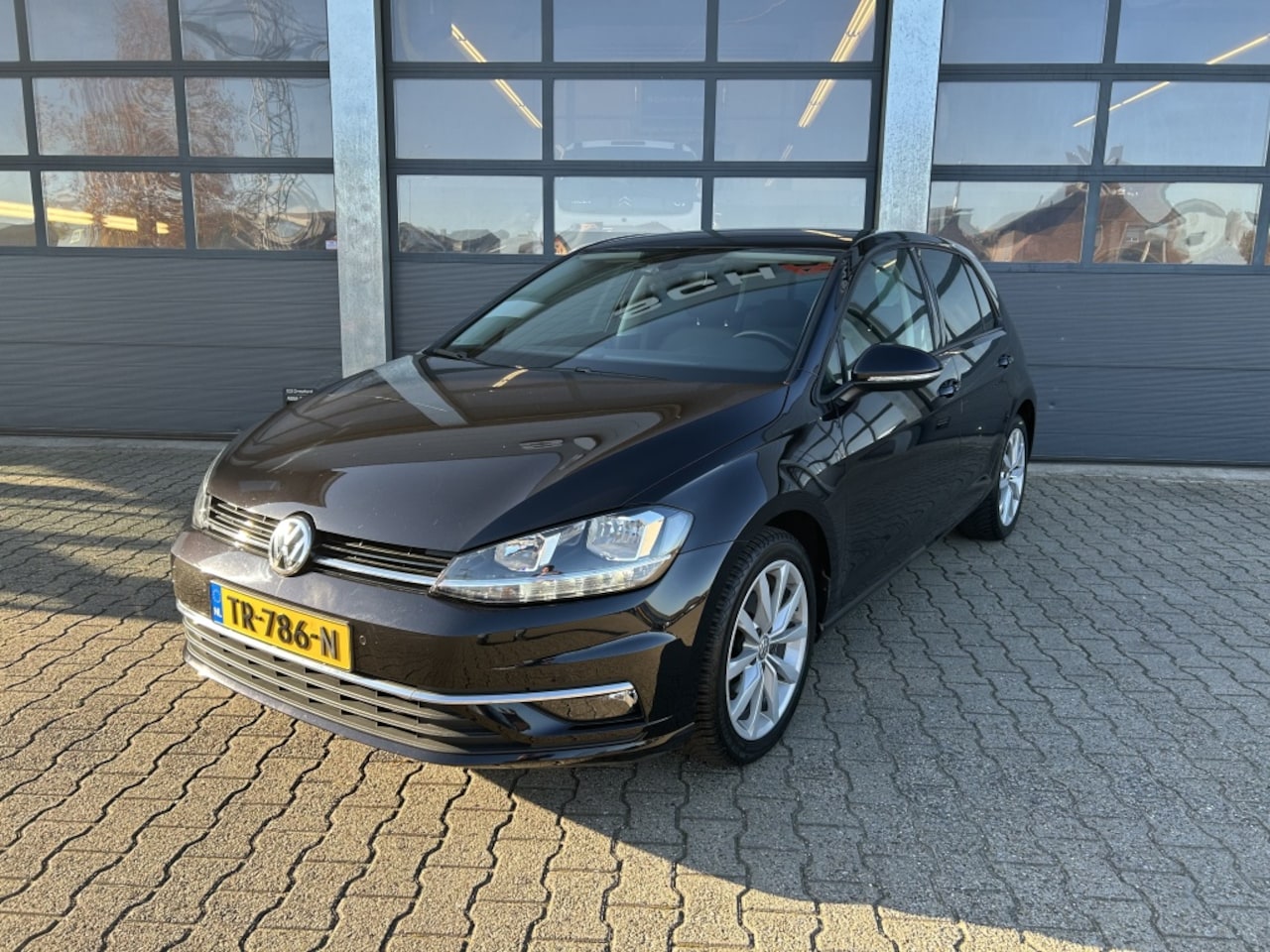 Volkswagen Golf - VII 1.5 TSI 150pk 7-DSG Highline - AutoWereld.nl