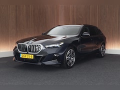 BMW i5 Touring - eDrive40 M Sport Edition 340pk 84 kWh SOH 97% Trekhaak Stoelverwarming Camera Leder LED Na