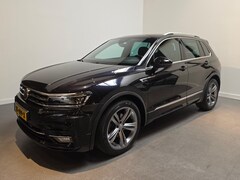 Volkswagen Tiguan - 1.5 TSI ACT Highline Business R - Panoramadak - Stoelverwarming - Apple Carplay / Android