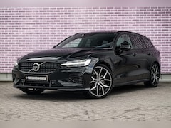 Volvo V60 - 2.0 T6 Recharge AWD R-Design | Trekhaak | Plug-in Hybrid (PHEV) | Polestar Exterieur | Hea