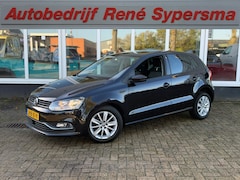 Volkswagen Polo - 1.2 TSI Highline | Stoelverwarming | Parkeersensoren | Bluetooth | Clima | Cruise
