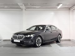 BMW i5 - Sedan eDrive40 | Panoramadak | Harman/Kardon | Stoelverwarming