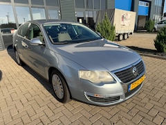 Volkswagen Passat - 2.0 FSI Comfortline
