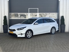 Kia Cee'd Sportswagon - Ceed 1.5 T-GDi MHEV DynamicLine | LED | Camera | Navi | Dealer onderhouden | Climate |