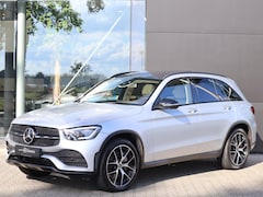 Mercedes-Benz GLC-klasse - 300 4MATIC AMG line l Panoramadak l Stoelverwarming l Ambiente lichtpakket