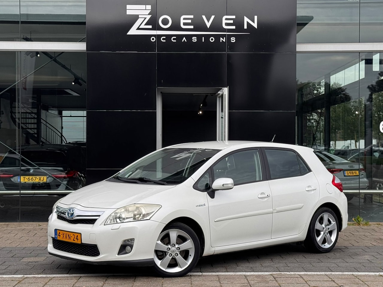 Toyota Auris - 1.8 Full Hybrid Dynamic 1.8 Full Hybrid Dynamic - AutoWereld.nl