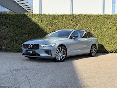 Volvo V60 - 2.0 T6 Plug-in hybrid AWD Plus Dark
