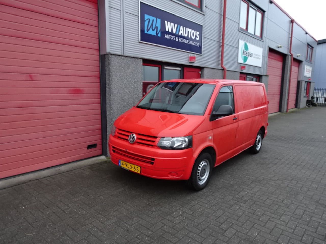 Volkswagen Transporter - 2.0 TDI L1H1 T800 Baseline DC Budgetline 2.0 TDI L1H1 T800 Baseline DC Budgetline - AutoWereld.nl
