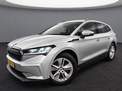 Skoda Enyaq iV - 60 180PK / Navi / Parkeersensoren V+A / Camera / Lane Assist / App-Connect / 19''LMV P4